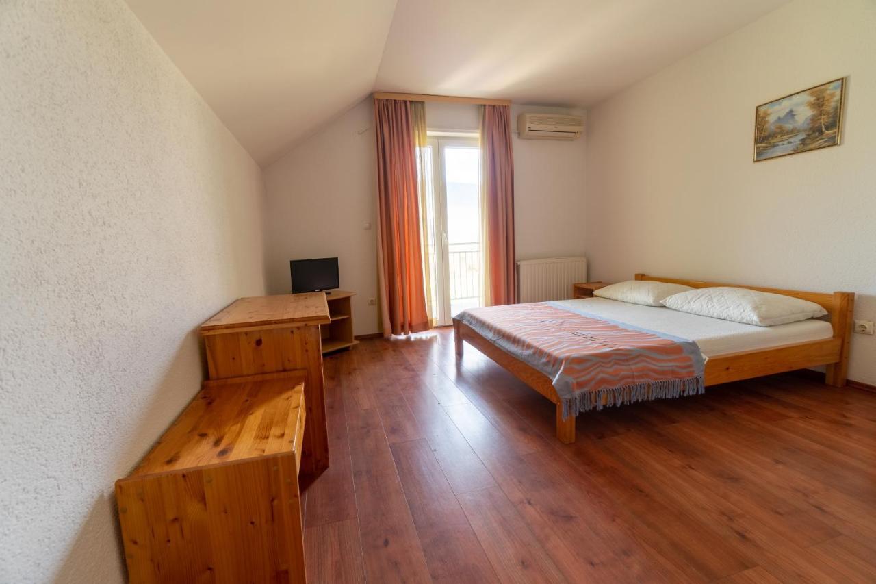 Hotel & Restaurant Babic Vranovaca Εξωτερικό φωτογραφία