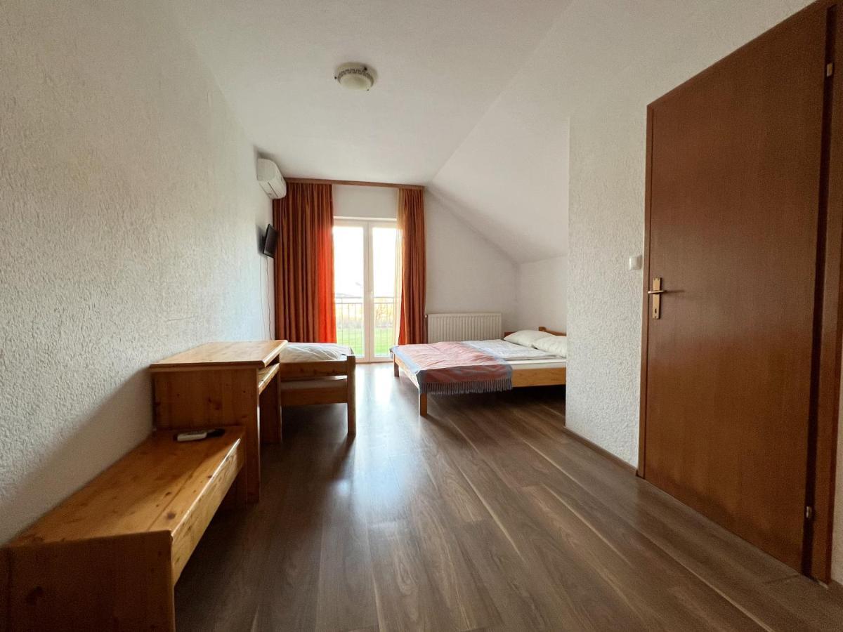 Hotel & Restaurant Babic Vranovaca Εξωτερικό φωτογραφία