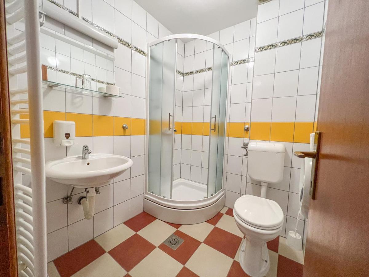 Hotel & Restaurant Babic Vranovaca Εξωτερικό φωτογραφία