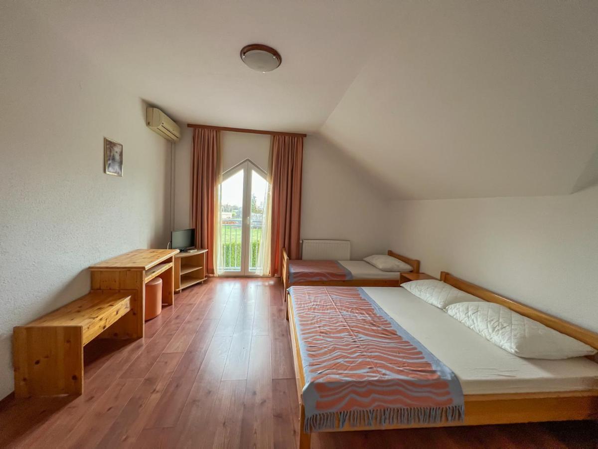Hotel & Restaurant Babic Vranovaca Εξωτερικό φωτογραφία